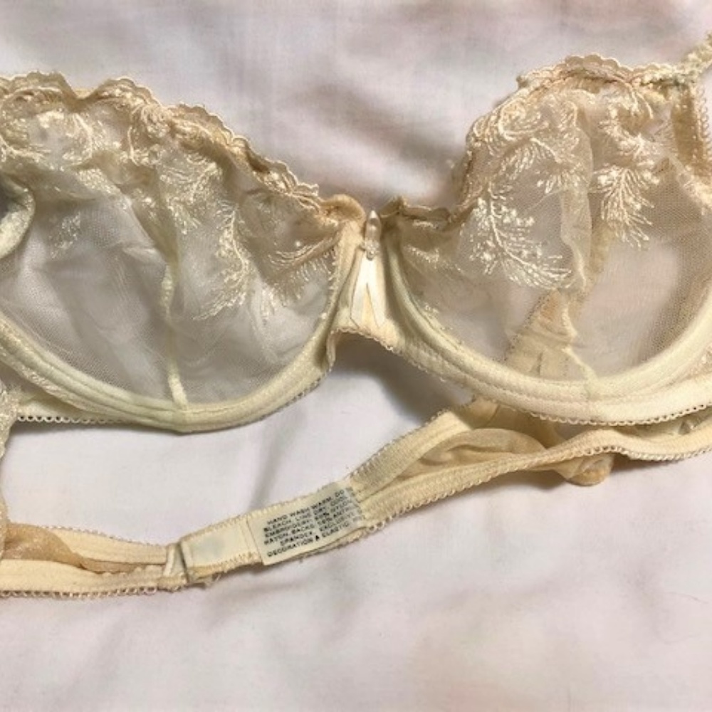 Vintage Ivory Wacoal Bra
